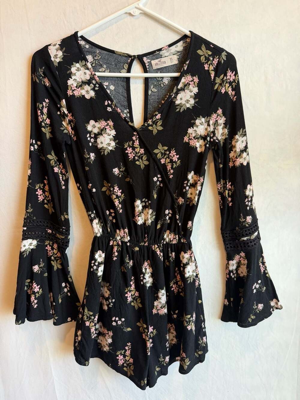 Hollister Black Floral Long Sleeve Embroidered Trim Bell Sleeve Romper XS